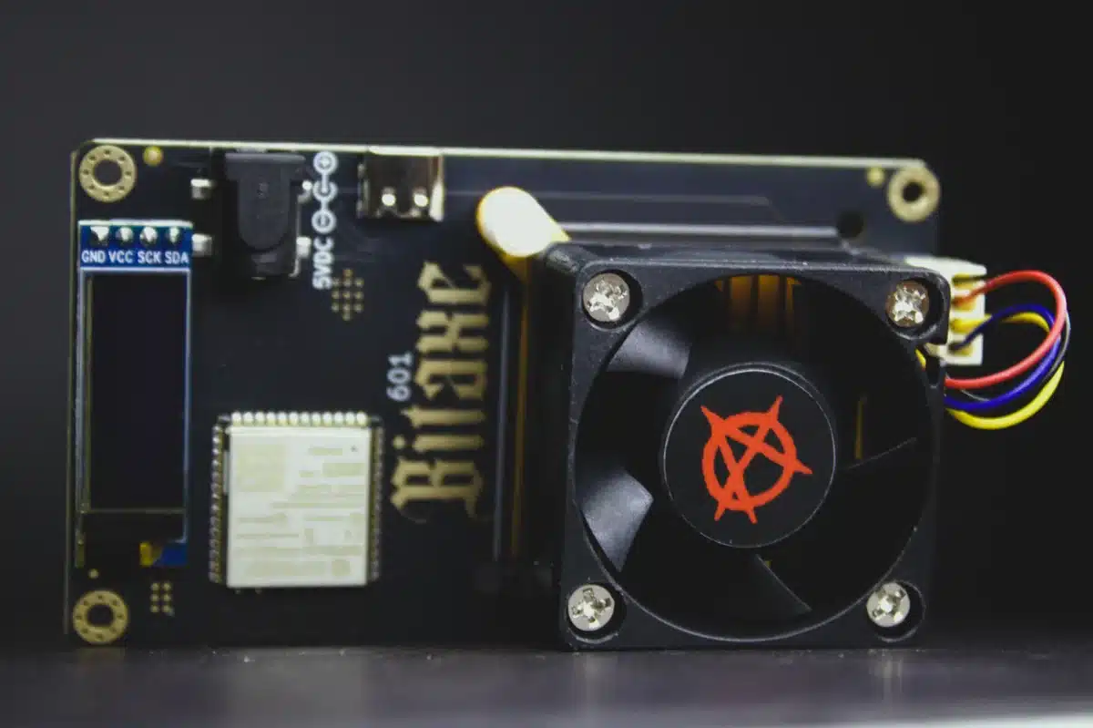 Bitaxe Gamma Bitcoin Solo Miner - Image 9