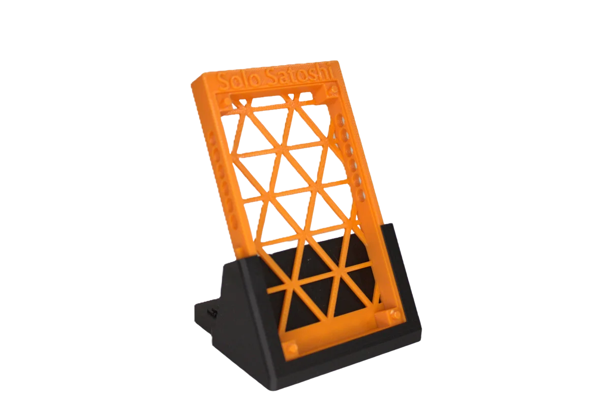 AxeStand – Upright Bitaxe Stand